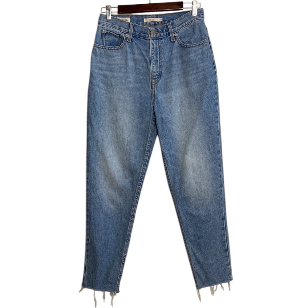 Levi's Mom Jeans Womens 28 x 27 Light Blue Relaxed 90s Tapered Raw Hem